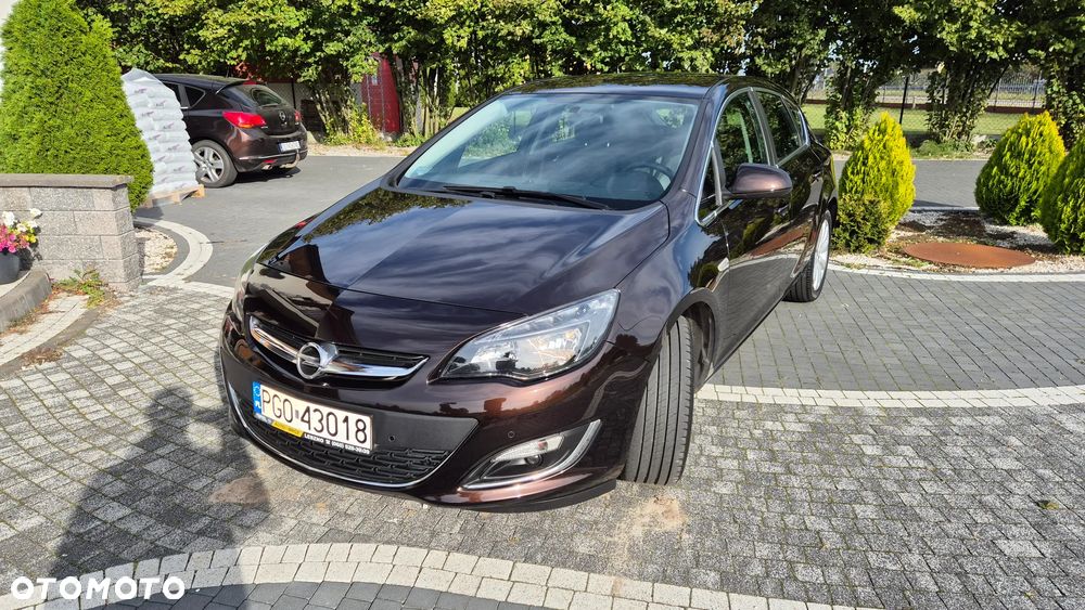 Opel Astra IV 1.4 T Cosmo - 14