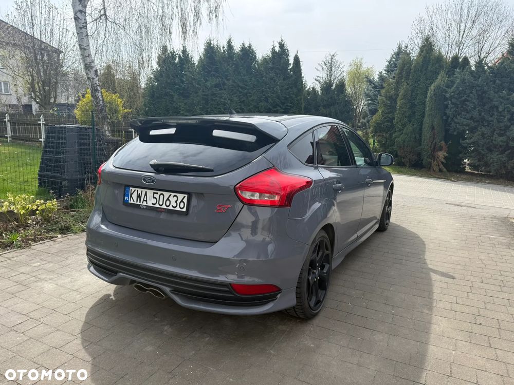 Ford Focus 2.0 TDCi ST - 5