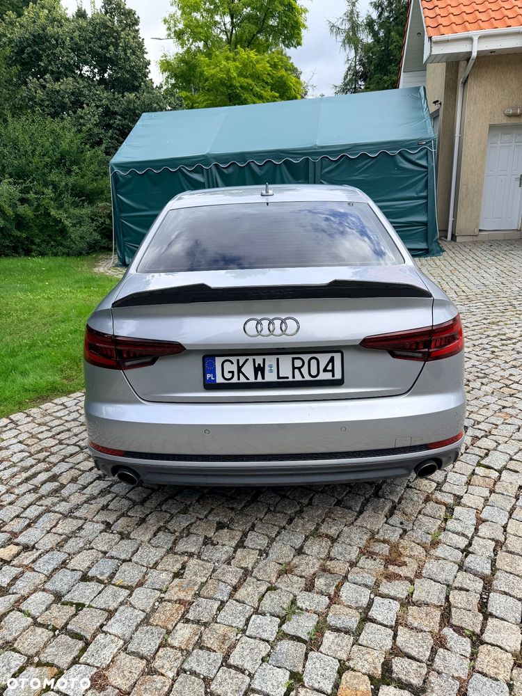 Audi A4 Limousine 2.0 TFSI quattro S tronic sport - 4