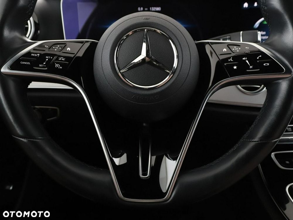 Mercedes-Benz Klasa E 300 de Avantgarde - 22