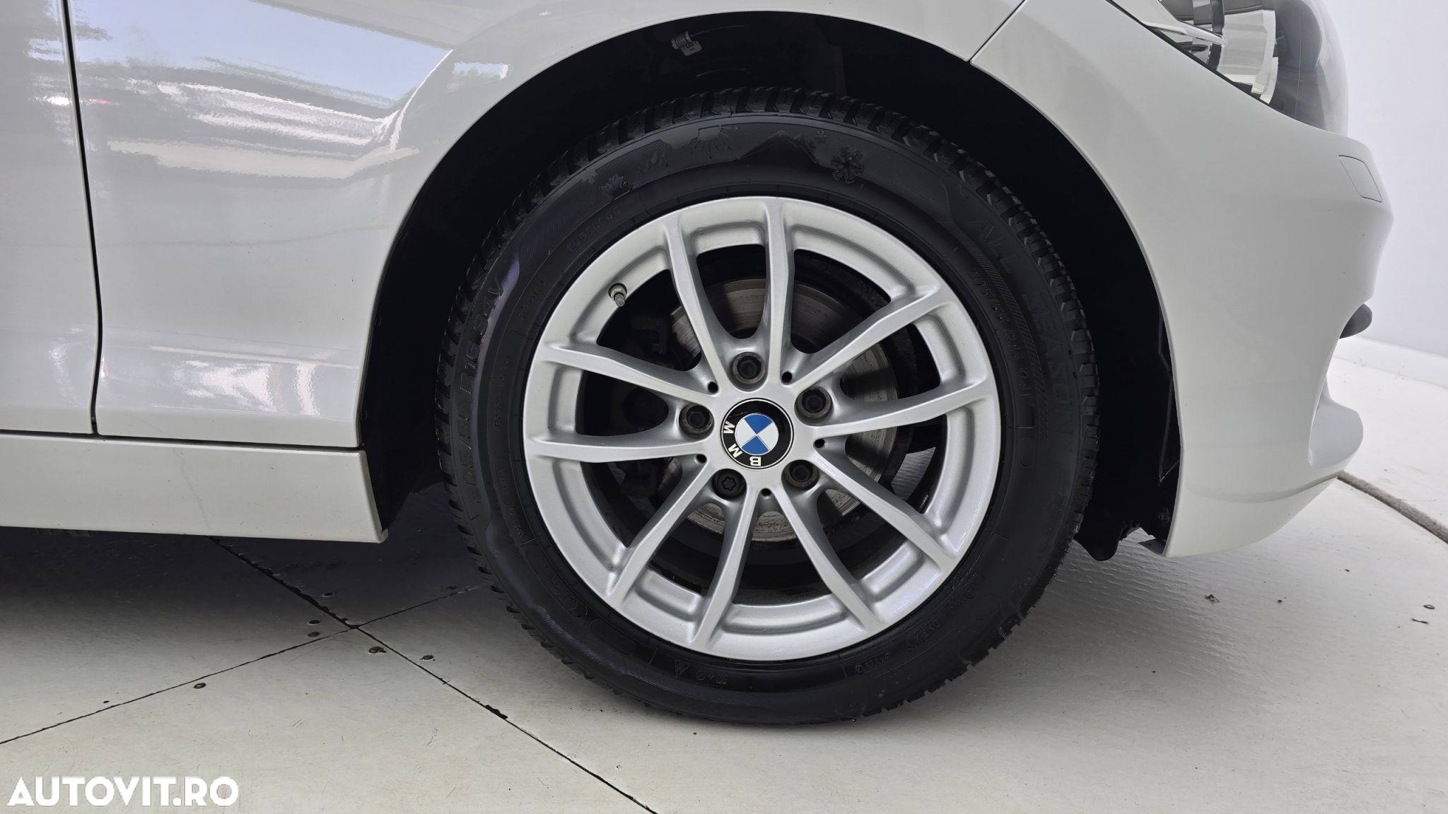 BMW Seria 1 - 23