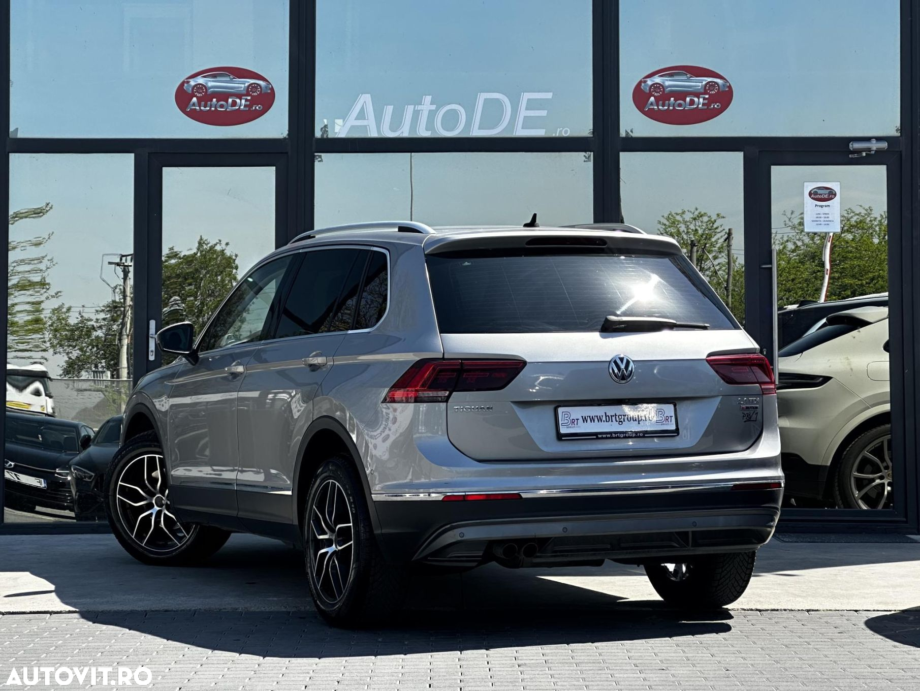Volkswagen Tiguan - 4