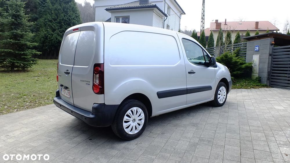 Używany Peugeot Partner 2016 - 25 800 PLN, 221 000 km - Otomoto.pl