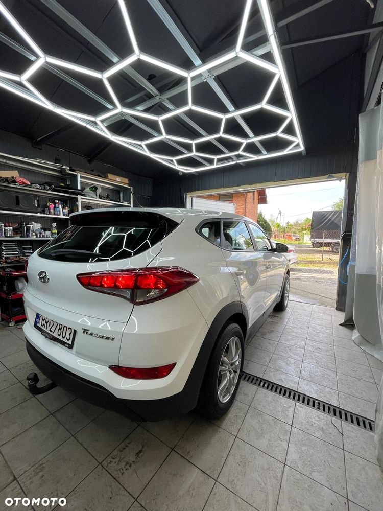 Hyundai Tucson blue 1.6 GDi 2WD Navi - 18