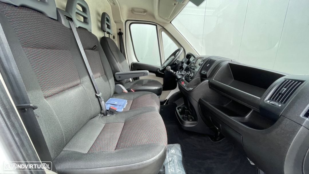 Peugeot Boxer 2.0 BlueHDi L2H2 Premium - 20