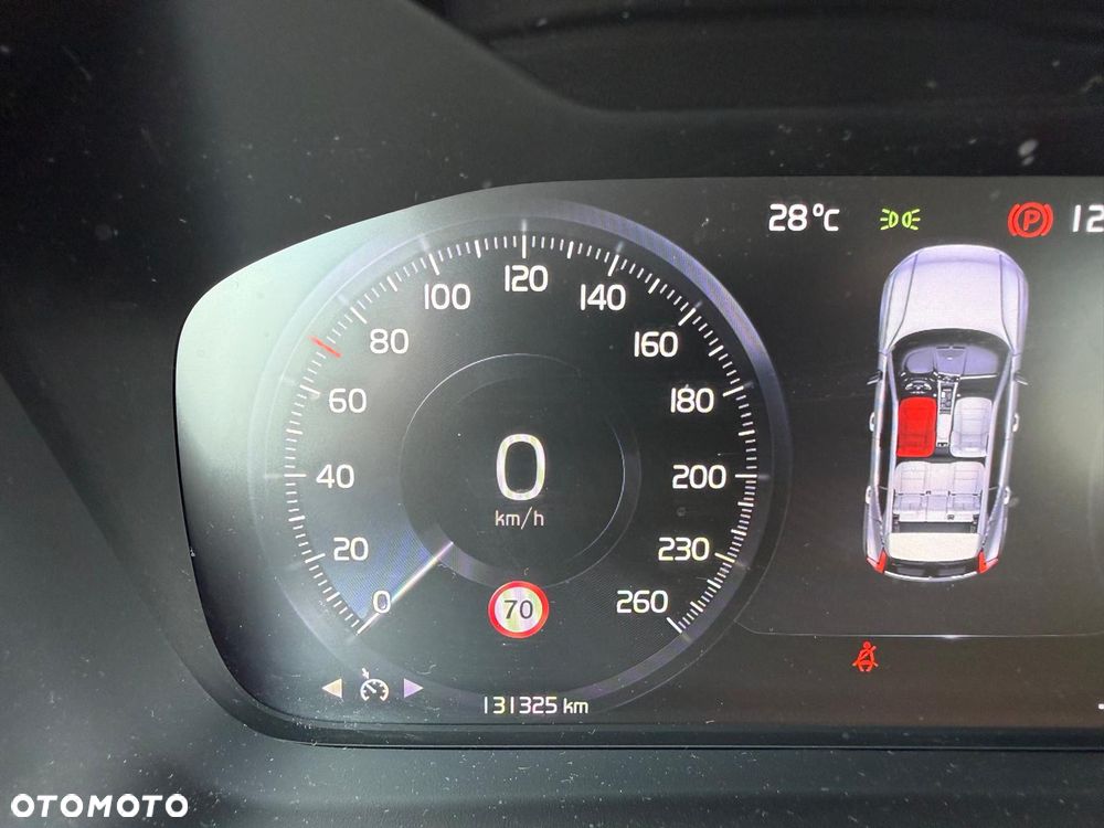 Volvo XC 40 D4 AWD Geartronic Momentum - 14