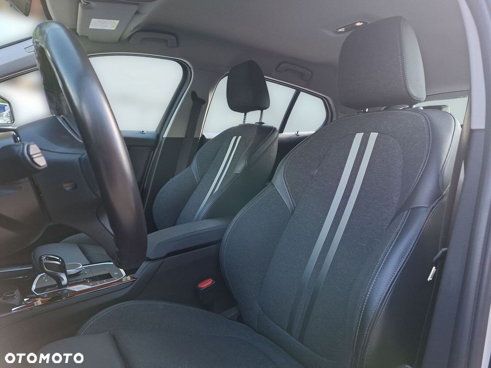 BMW Seria 1 118d Sport Line Shadow - 12