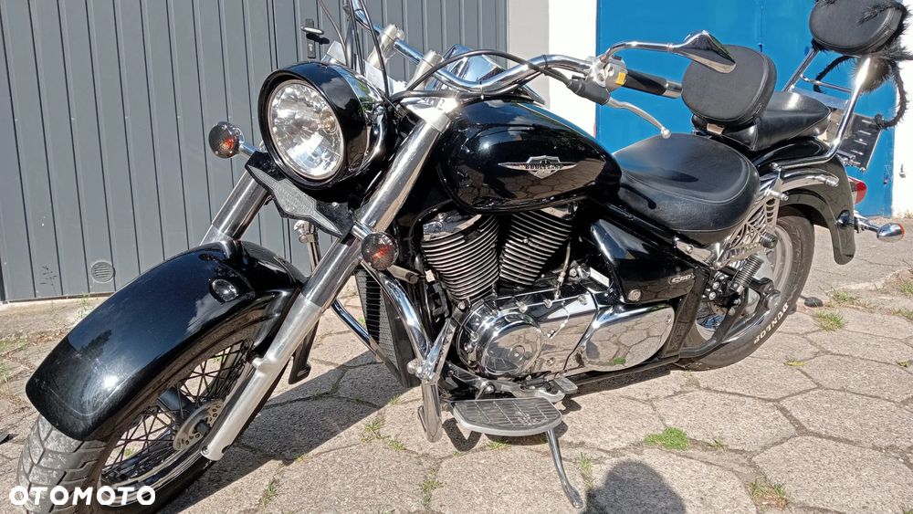 Suzuki VL 800 Volusia - Boulevard C50 - 1