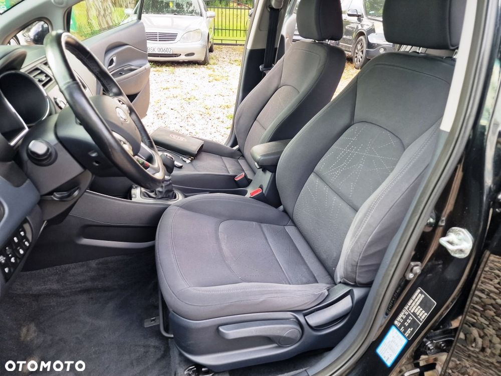 Kia Rio - 29
