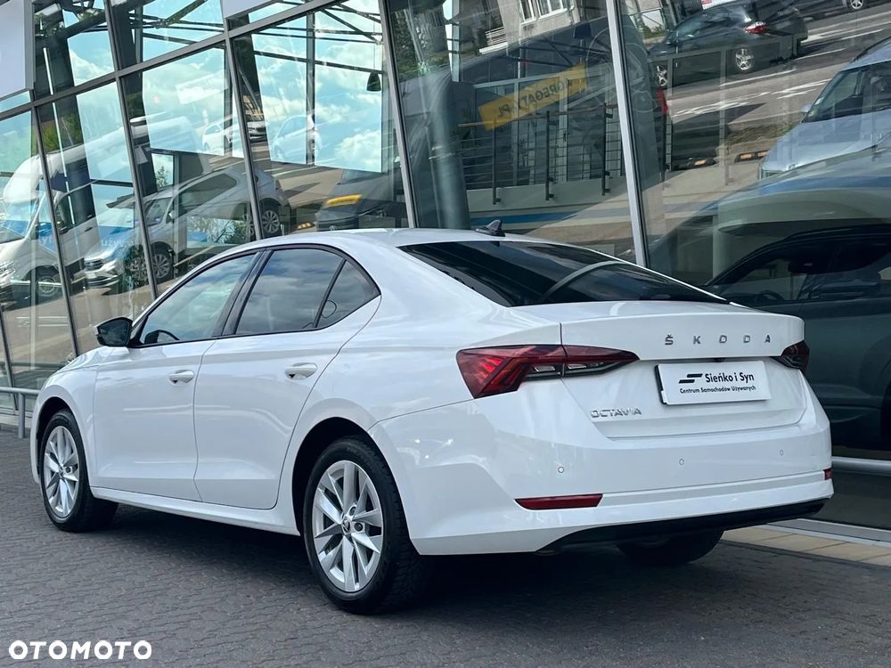 Skoda Octavia 2.0 TDI Ambition - 13