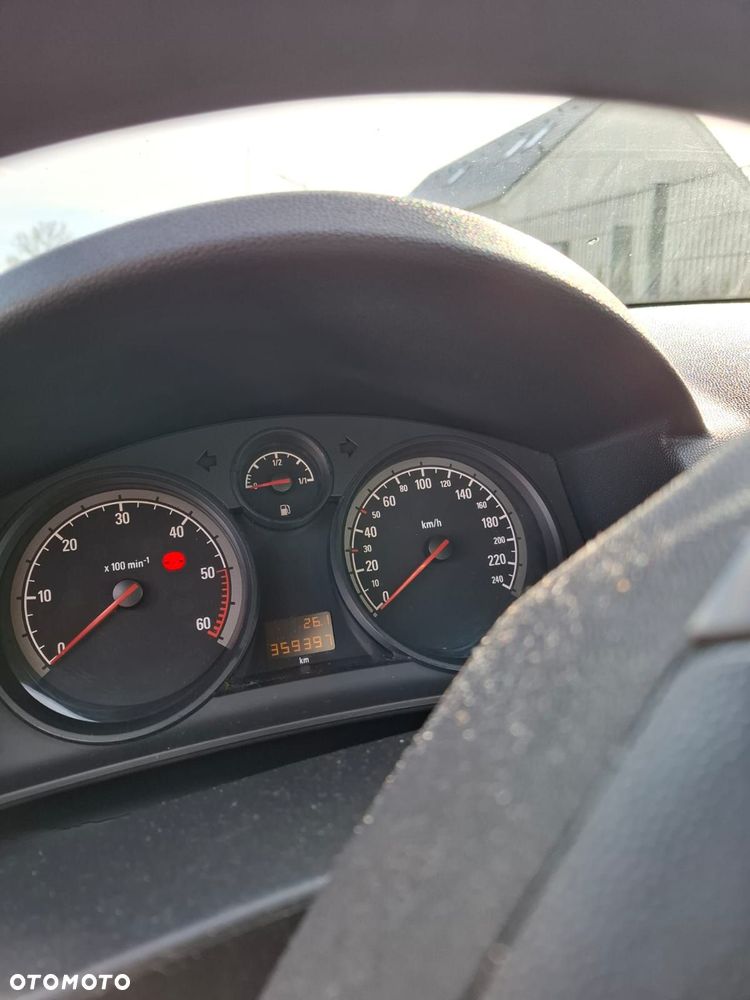 Opel Astra 1.7 CDTI Enjoy - 4