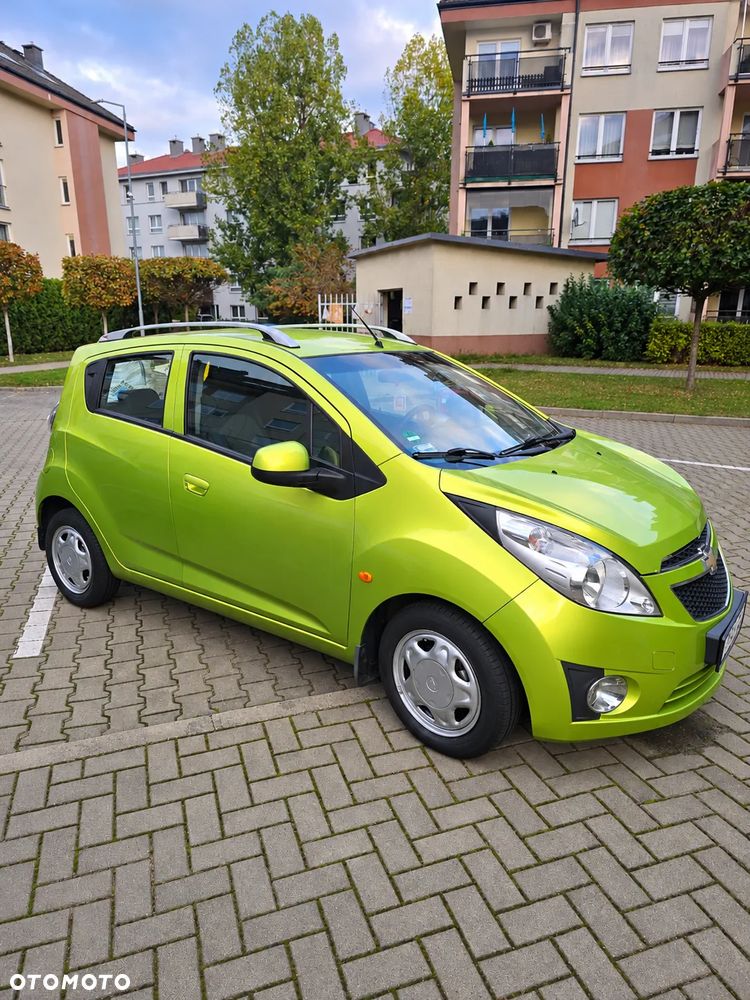 Chevrolet Spark 2010 photo 2