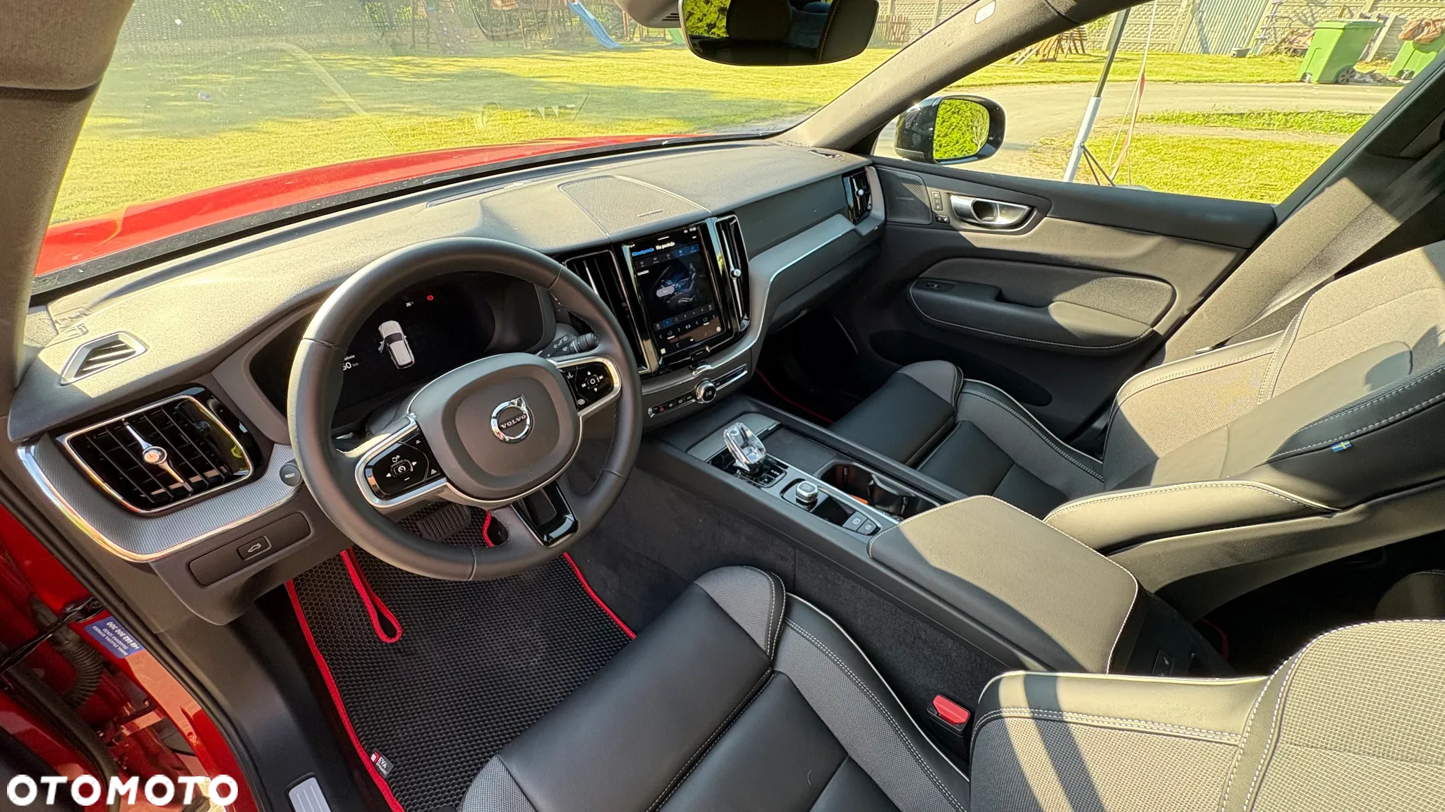 Volvo XC 60 B4 B Plus Dark - 11