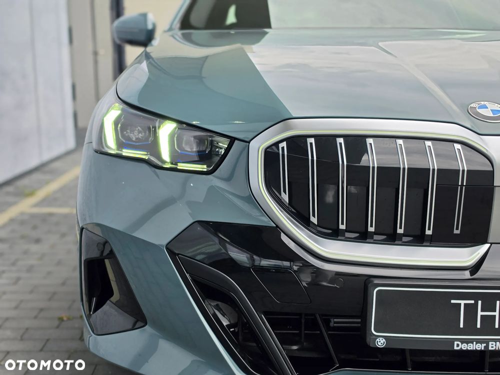BMW Seria 5 520d mHEV M Sport - 11