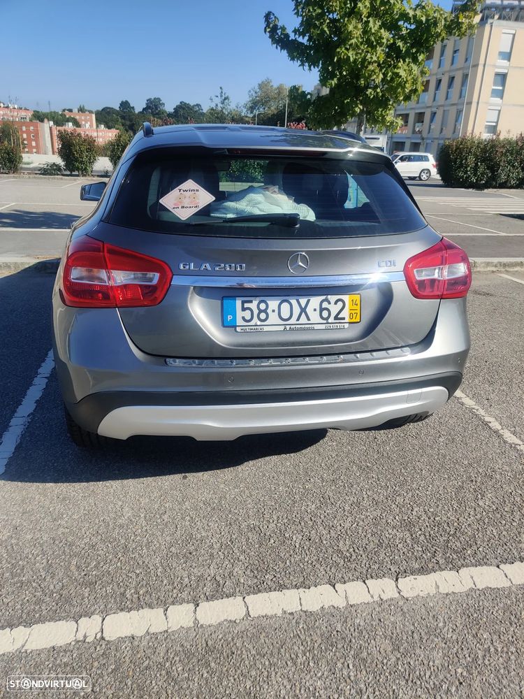 Mercedes-Benz GLA 200 CDI Urban Aut. - 2