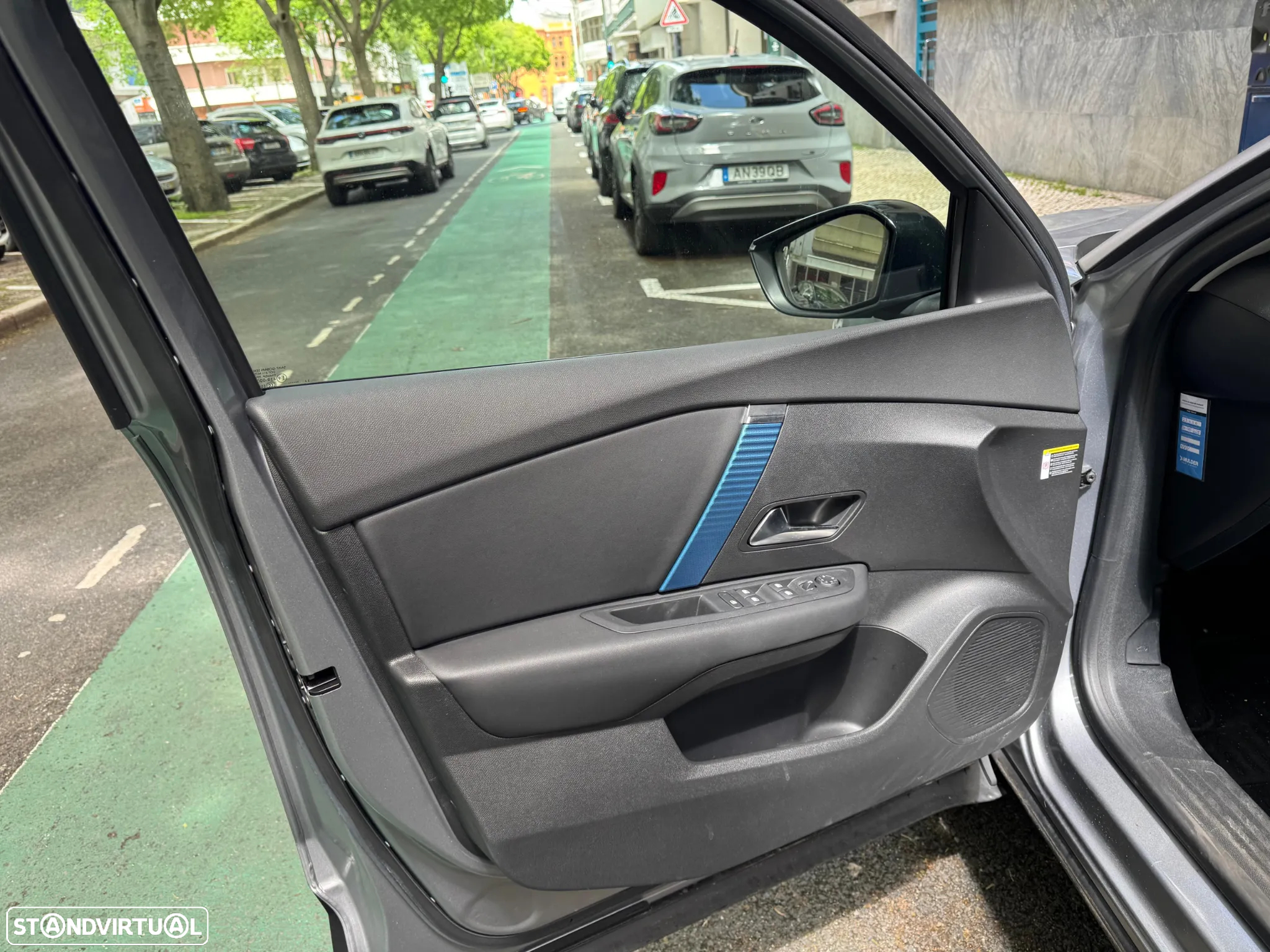 Citroën e-C4 50 kWh Feel Pack - 23