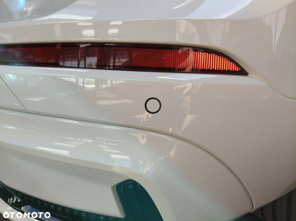 Volvo XC 60 B4 D AWD R-Design - 11