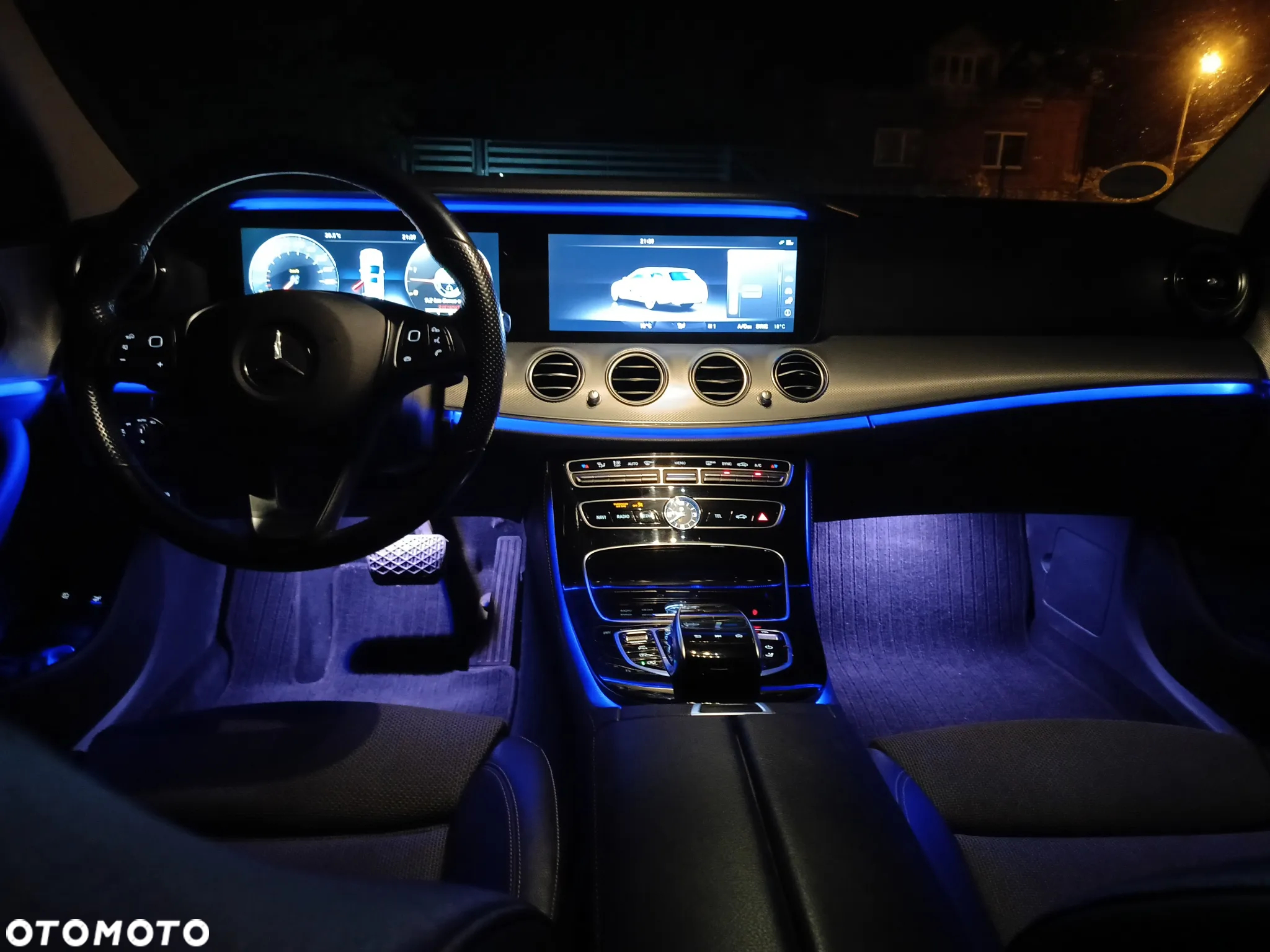 Mercedes-Benz Klasa E 350 d T 9G-TRONIC Avantgarde - 31