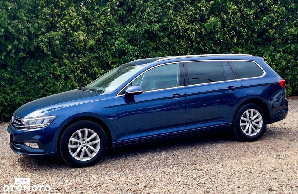 Volkswagen Passat - 13
