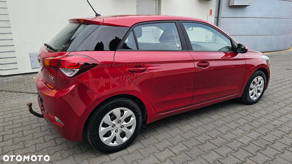 Hyundai i20 1.2 BlueDrive Classic + - 11