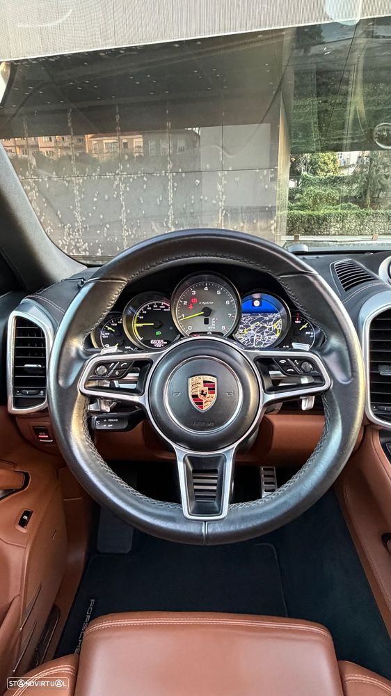 Porsche Cayenne S Hybrid Tiptronic S - 17