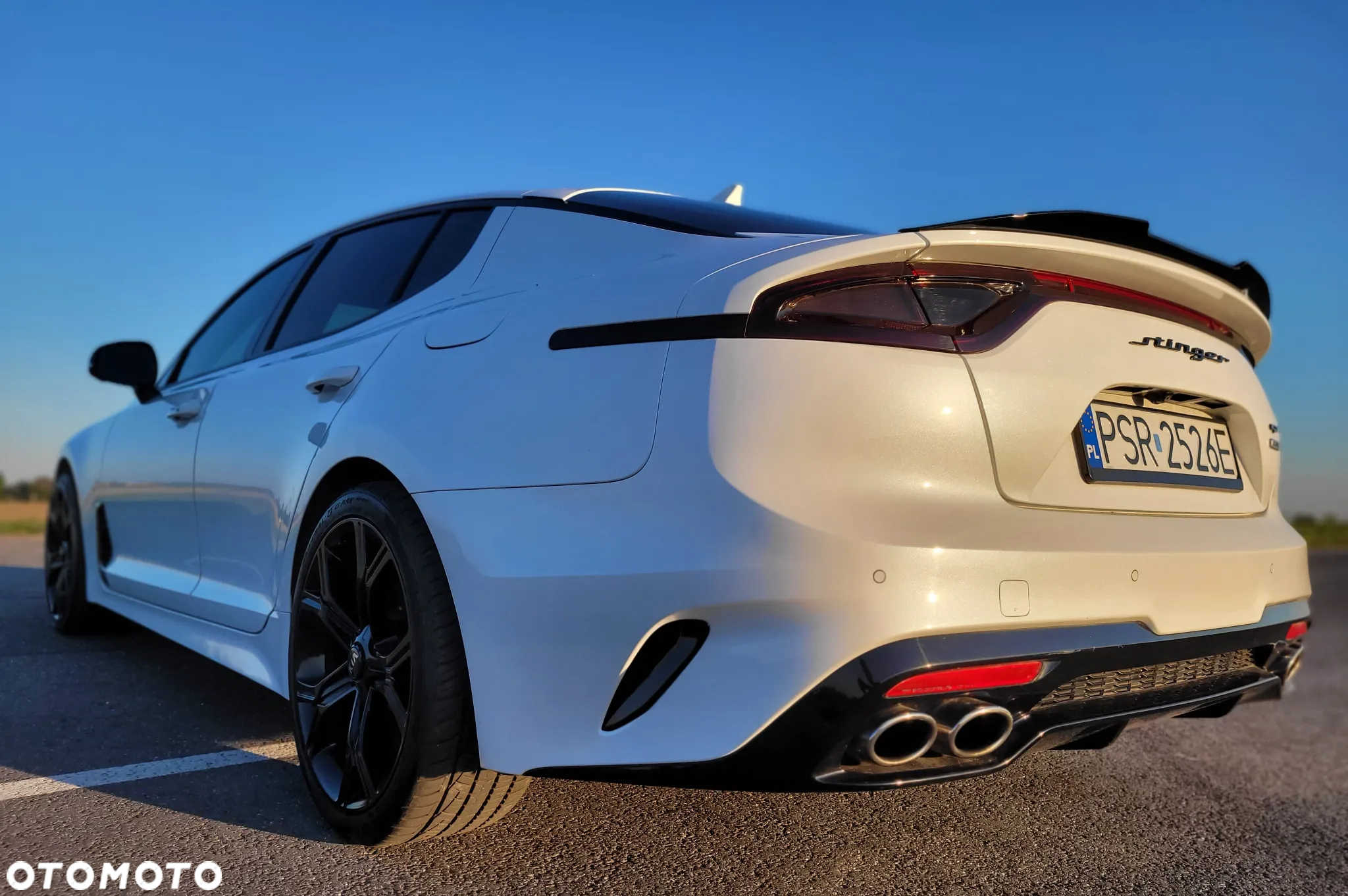 Kia Stinger 3.3 T-GDI V6 GT AWD - 24