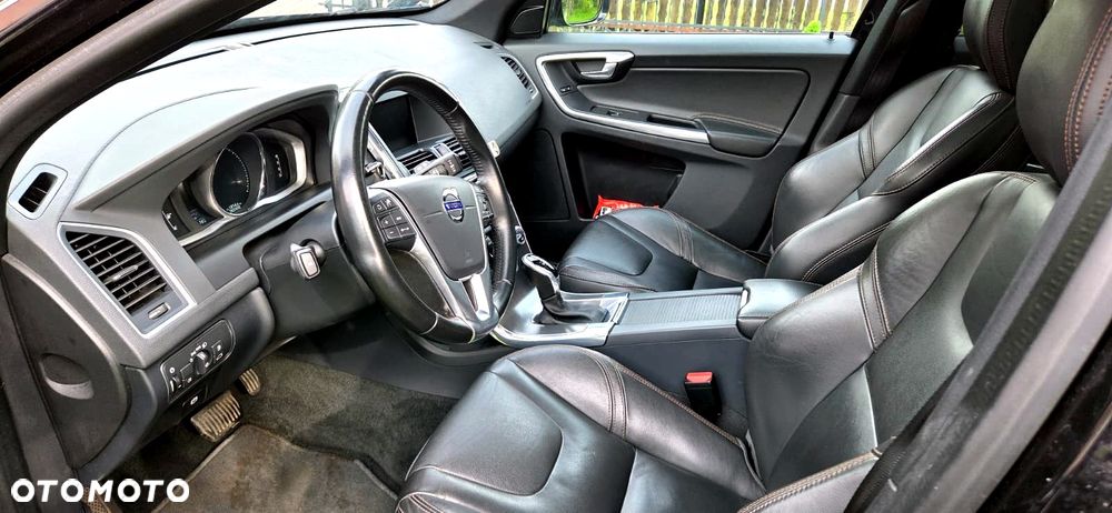 Volvo XC 60 D4 AWD Summum - 6