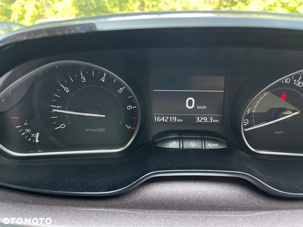 Peugeot 2008 82 VTI Active - 13