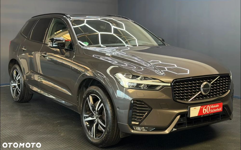 Volvo XC 60 B4 D AWD Ultimate Dark - 2