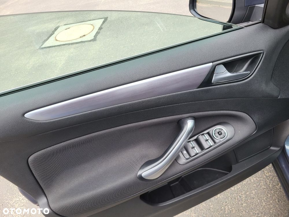Ford Mondeo - 33