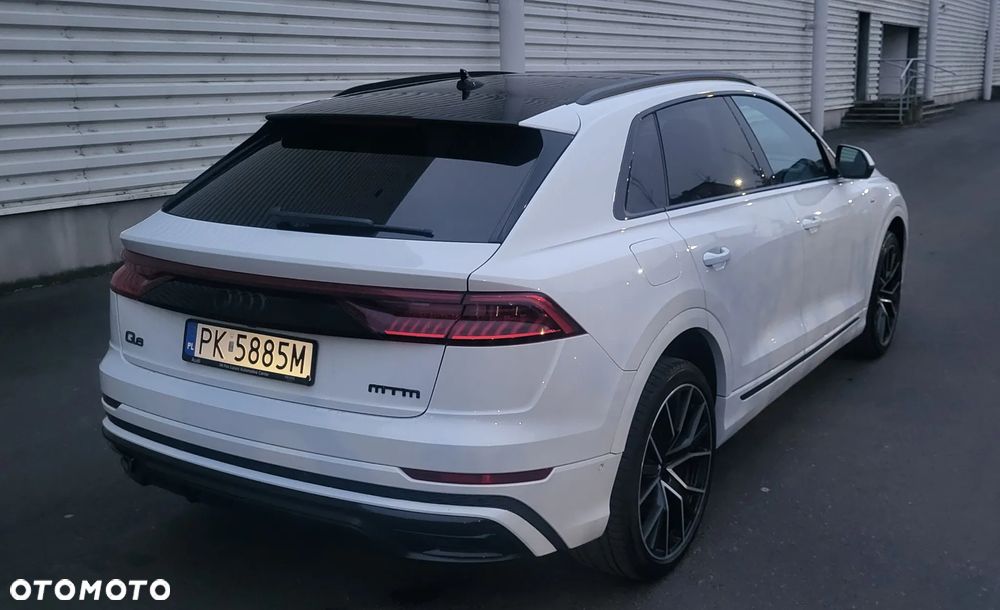 Audi Q8 - 11