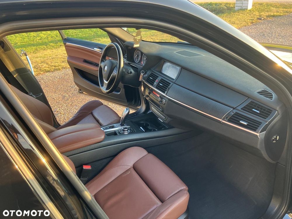 BMW X5 xDrive30d - 17