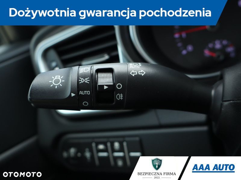 Kia Ceed - 21