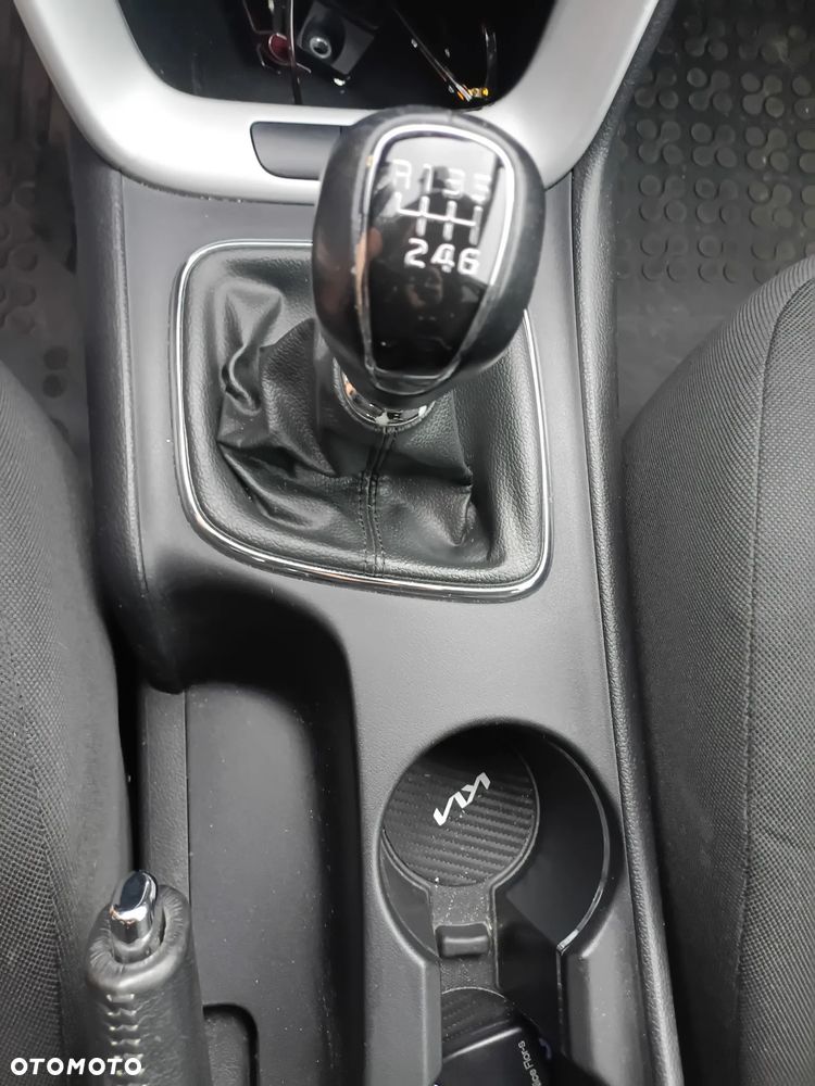 Kia Ceed 1.6 CRDi M - 10