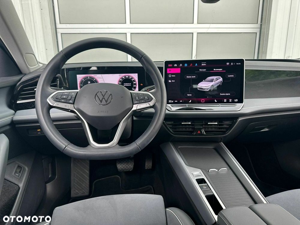 Volkswagen Passat - 8