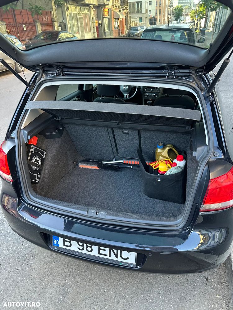 Volkswagen Golf 2.0 TDI Comfortline DPF DSG - 7