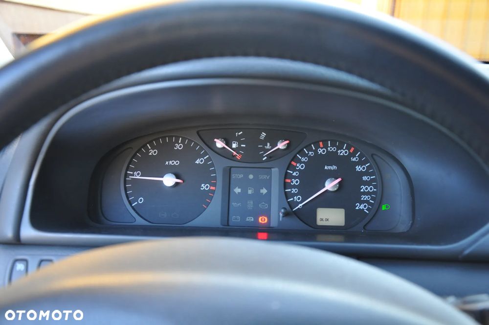 Renault Laguna 1.9 dCi Confort Expression - 7