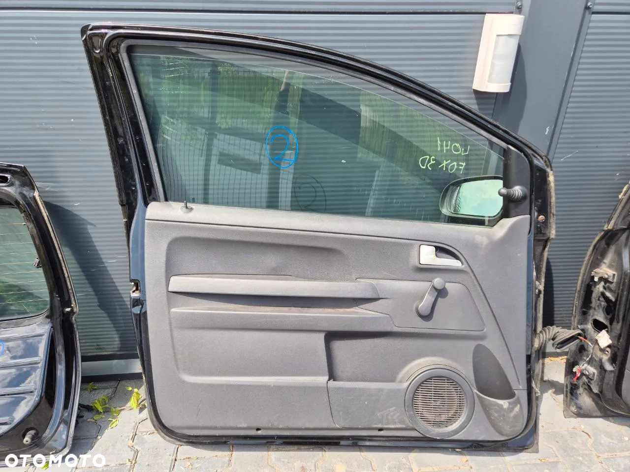 VOLKSWAGEN FOX KLAPA BAGAŻNIKA / DRZWI / BŁOTNIK CZARNY L041 - 10
