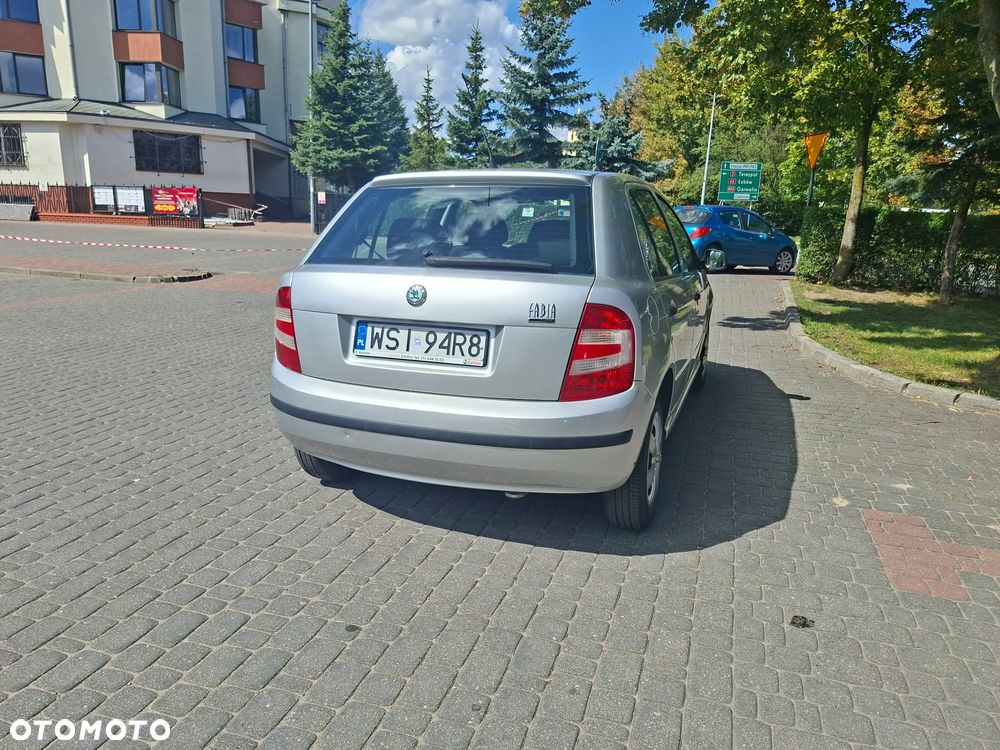 Skoda Fabia 1.2 HTP Ambiente - 5