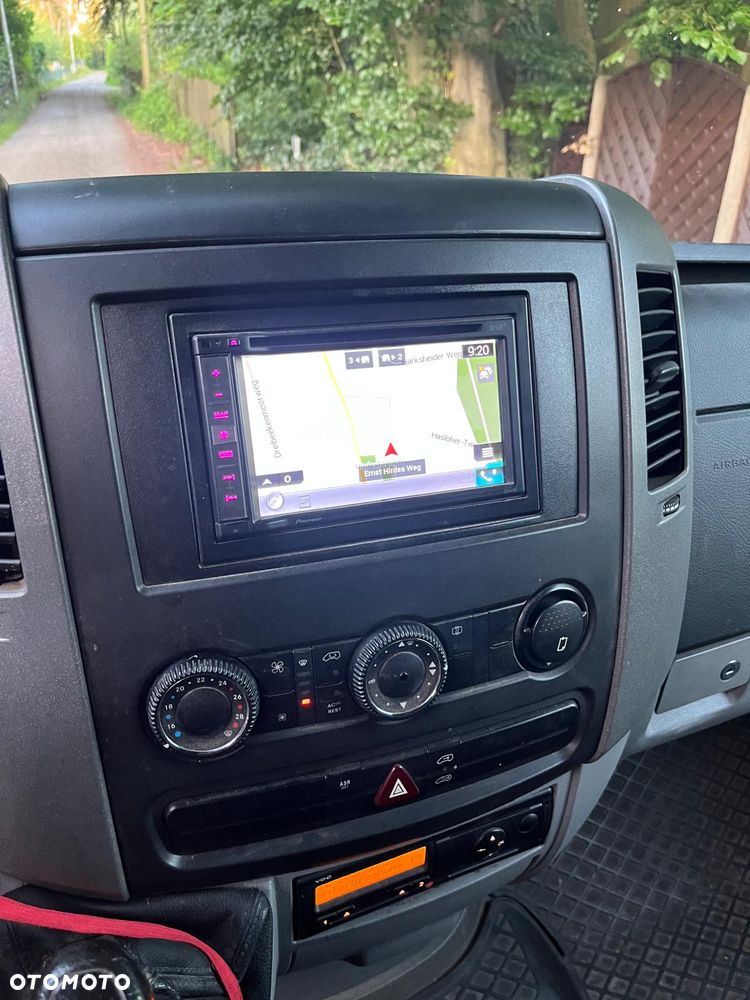 Mercedes-Benz Sprinter - 6