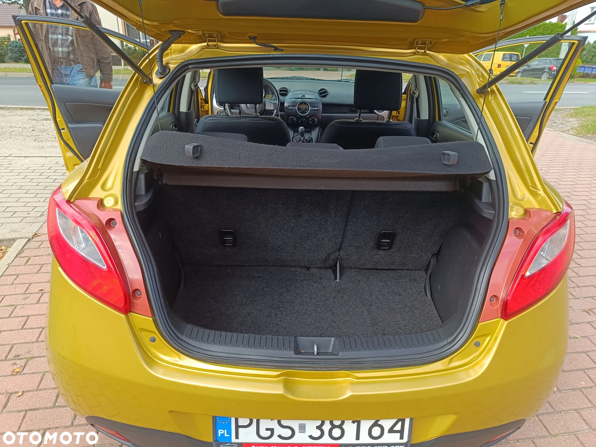 Mazda 2 - 14
