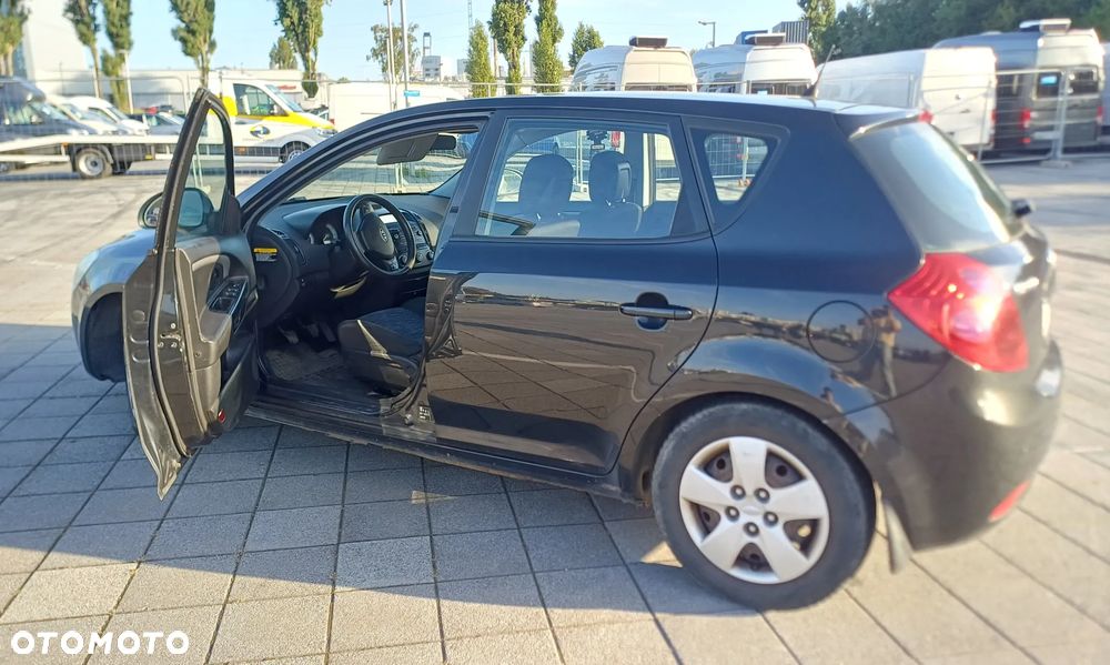 Kia Ceed 2.0 crdi Optimum - 7