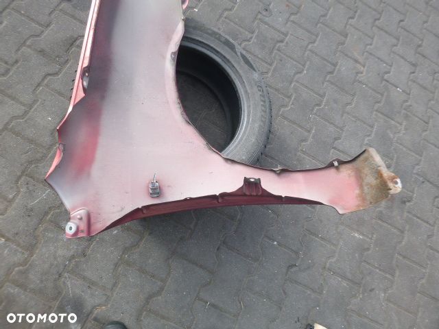 BŁOTNIK LEWY PRZÓD LEWY PRZEDNI TOYOTA COROLLA E12 01-04 KOMBI KOLOR 3N8 - 13