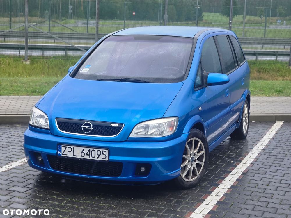Opel Zafira 2.0 OPC - 1