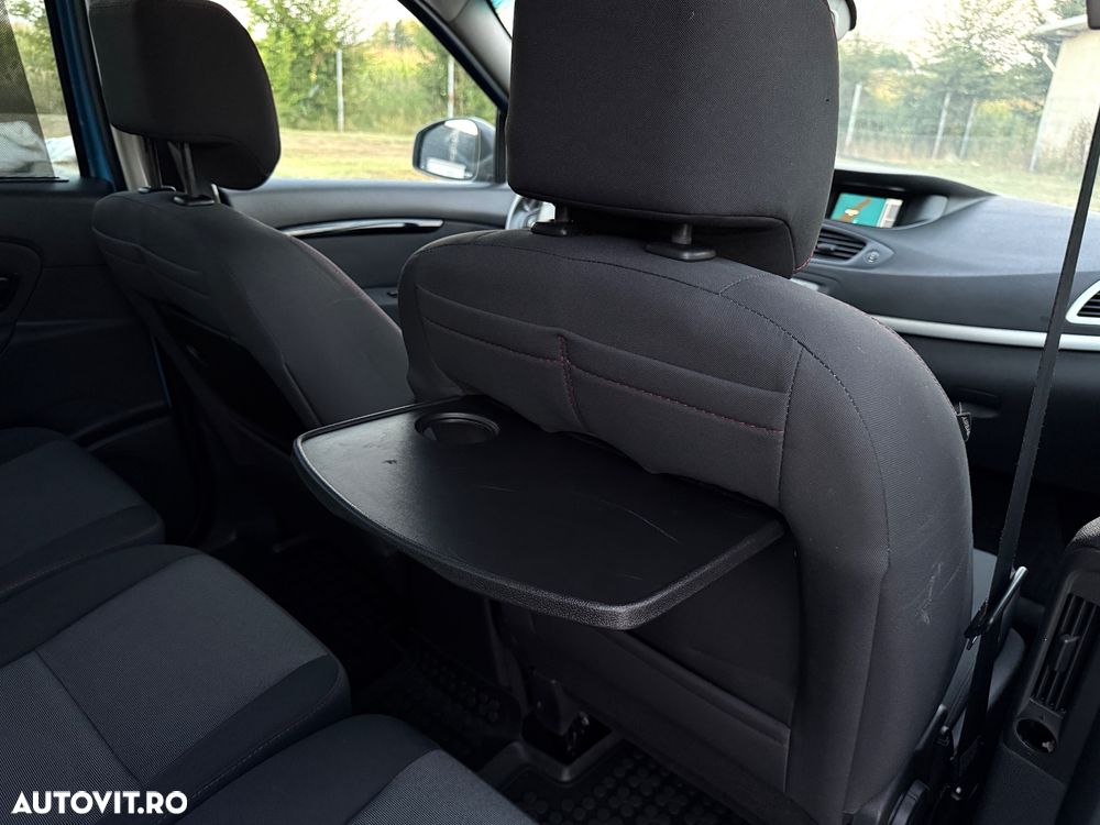 Renault Scenic Xmod 1.6 dCi Privilege - 17