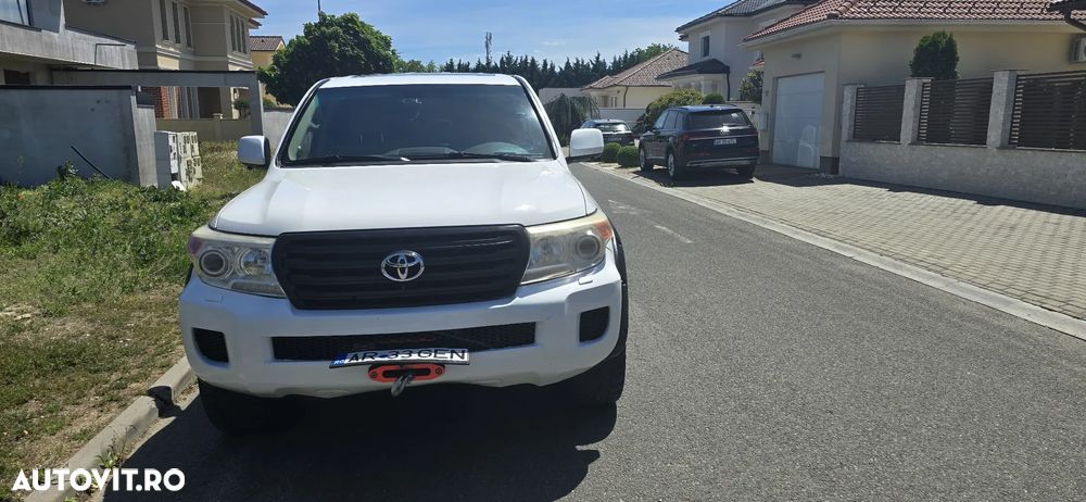 Toyota Land Cruiser V8 4.5 Aut Luxury - 3