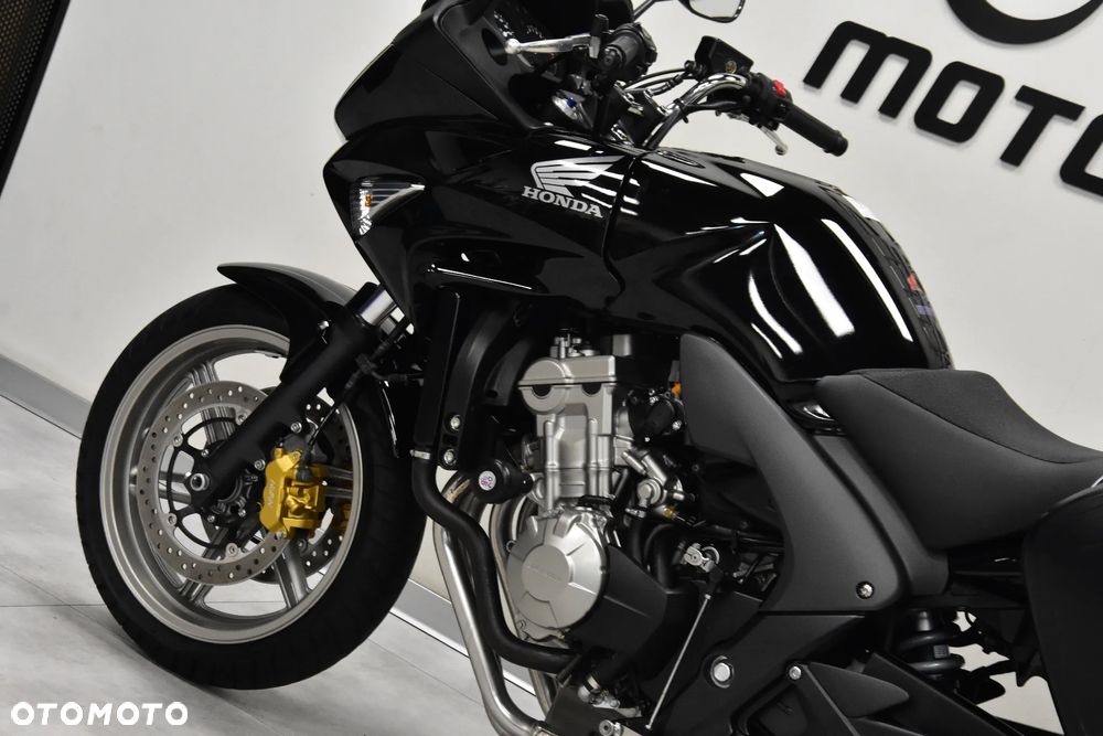 Honda CBF - 17