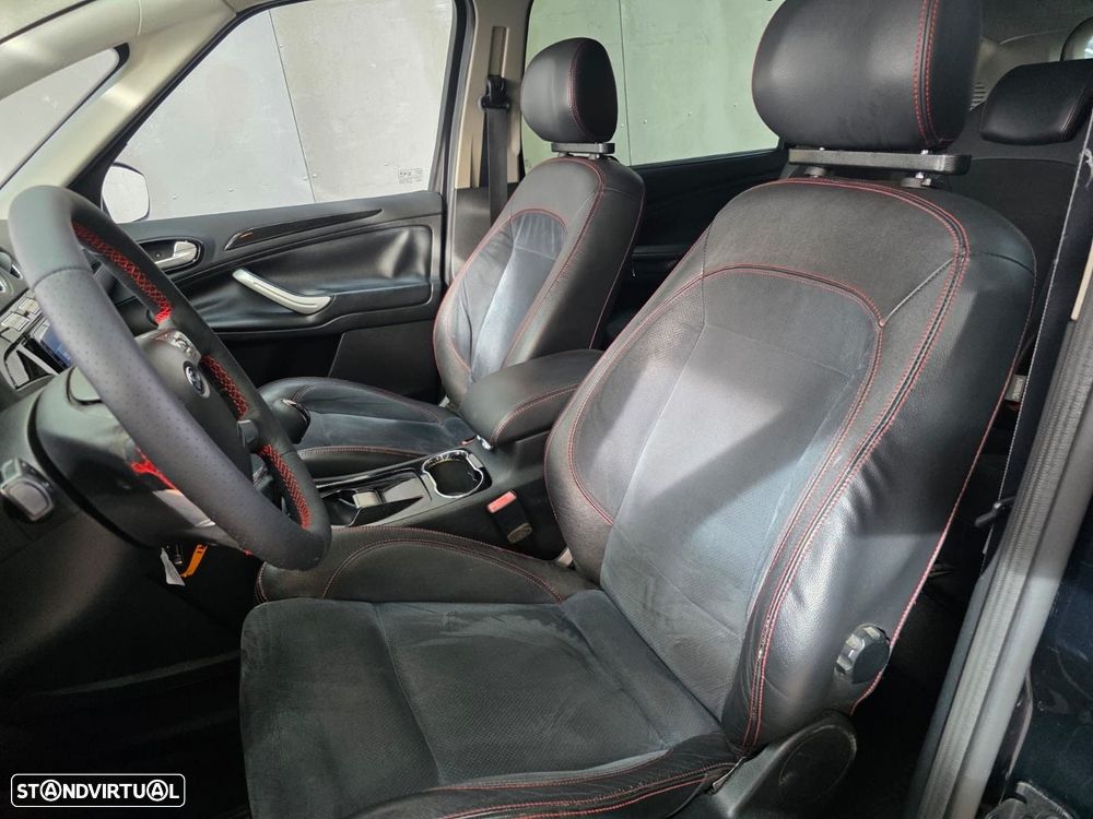 Ford S-Max 2.2 TDCi Titanium 7L - 9