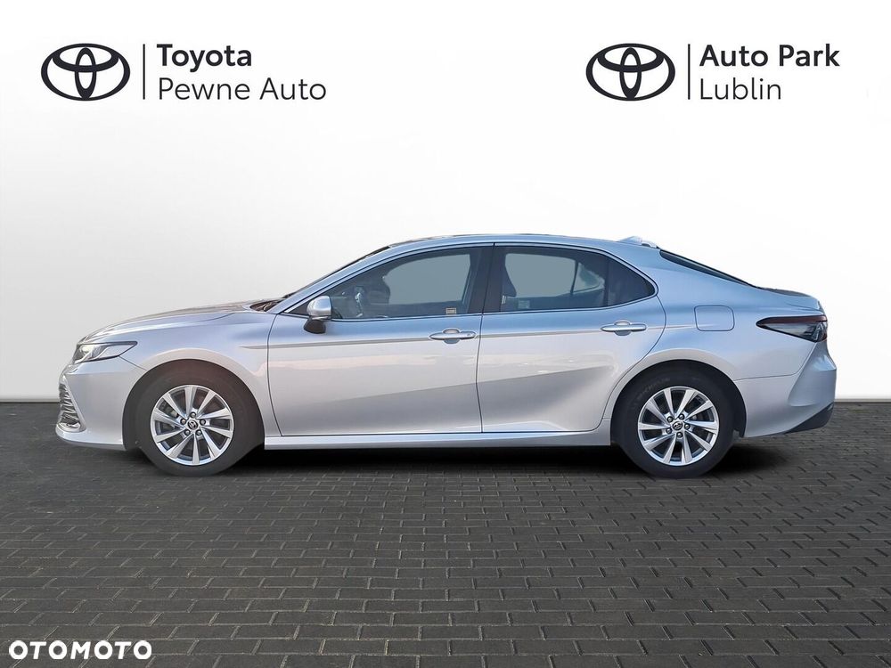 Toyota Camry 2.5 Hybrid Comfort CVT - 3