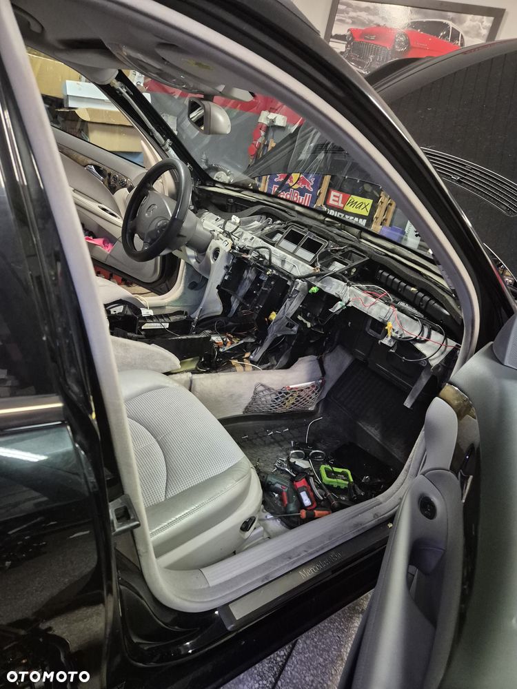 Mercedes-Benz Klasa E 320 CDI Avantgarde - 29
